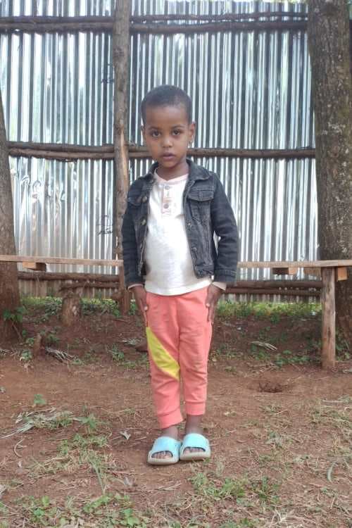 An unsponsored boy named Leul from Ethiopia who lives in an AIDS-affected area, is vulnerable to exploitation and has waited 565 days for a sponsor.