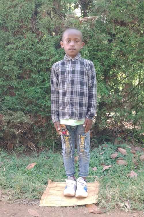 An unsponsored boy named Eyasu from Ethiopia who lives in an AIDS-affected area, is vulnerable to exploitation and has waited 565 days for a sponsor.