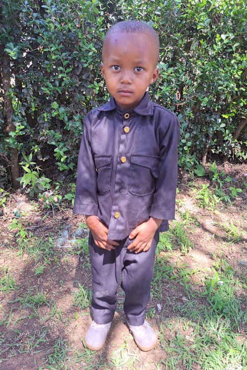 An unsponsored boy named Hilary from Tanzania who lives in an AIDS-affected area, is vulnerable to exploitation and has waited 473 days for a sponsor.