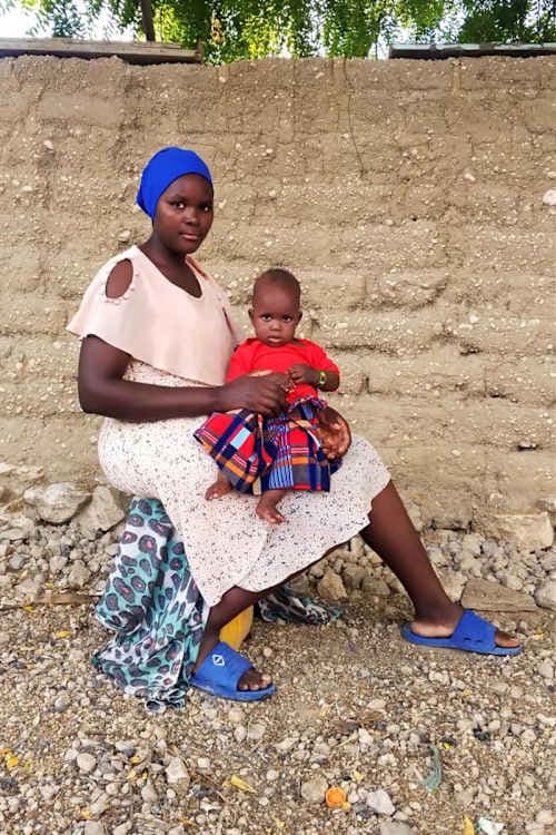 An unsponsored girl named Reina from Tanzania who lives in an AIDS-affected area, is vulnerable to exploitation and has waited 480 days for a sponsor.