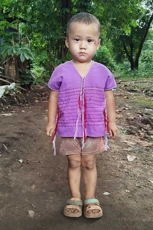 An unsponsored boy named Saw Eh Doh Htoo from Thailand who has waited 461 days for a sponsor.