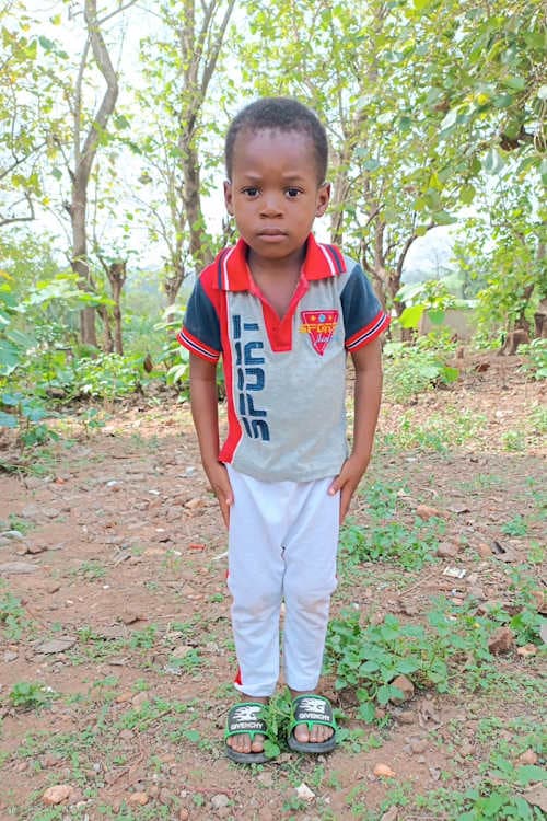 An unsponsored boy named Laurent from Togo who lives in an AIDS-affected area, is vulnerable to exploitation and has waited 470 days for a sponsor.