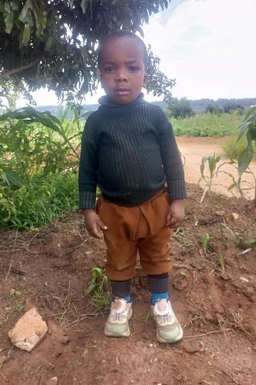 An unsponsored boy named Fadhili from Tanzania who lives in an AIDS-affected area, is vulnerable to exploitation and has waited 451 days for a sponsor.
