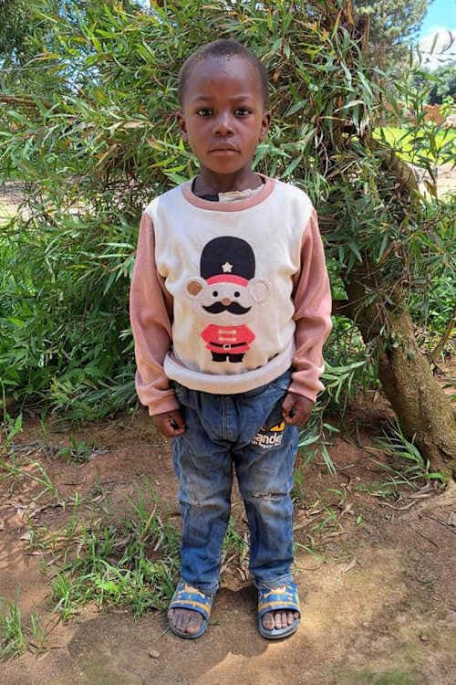 An unsponsored boy named Leonidas from Tanzania who lives in an AIDS-affected area, is vulnerable to exploitation and has waited 500 days for a sponsor.