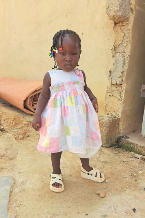 An unsponsored girl named Sethina from Ghana who lives in an AIDS-affected area and has waited 513 days for a sponsor.