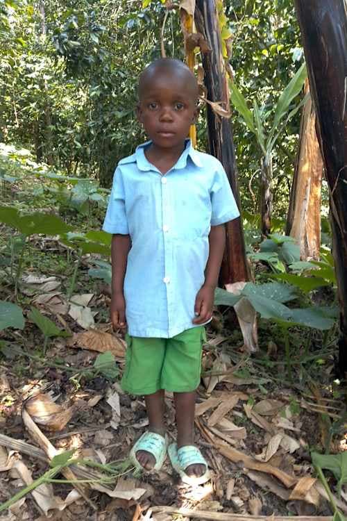 An unsponsored boy named Byosenimana from Rwanda who lives in an AIDS-affected area, is vulnerable to exploitation and has waited 424 days for a sponsor.