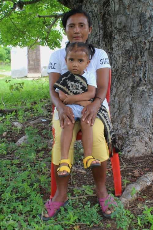 An unsponsored girl named Leoni from Indonesia who has waited 424 days for a sponsor.