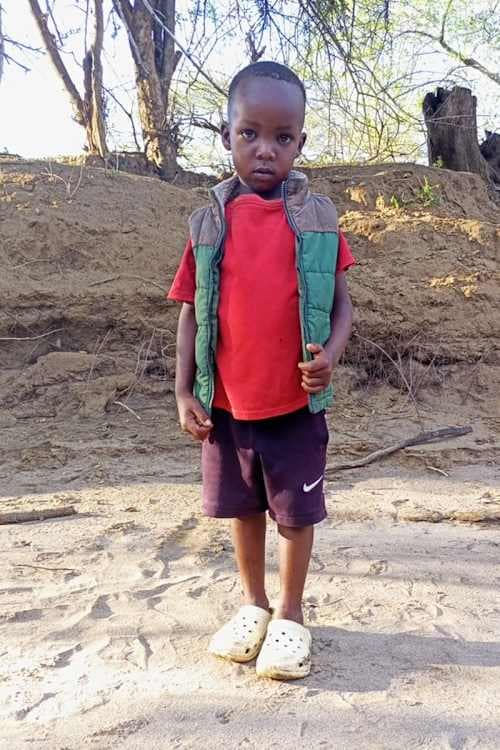 An unsponsored boy named Meshak from Uganda who lives in an AIDS-affected area, is vulnerable to exploitation and has waited 506 days for a sponsor.