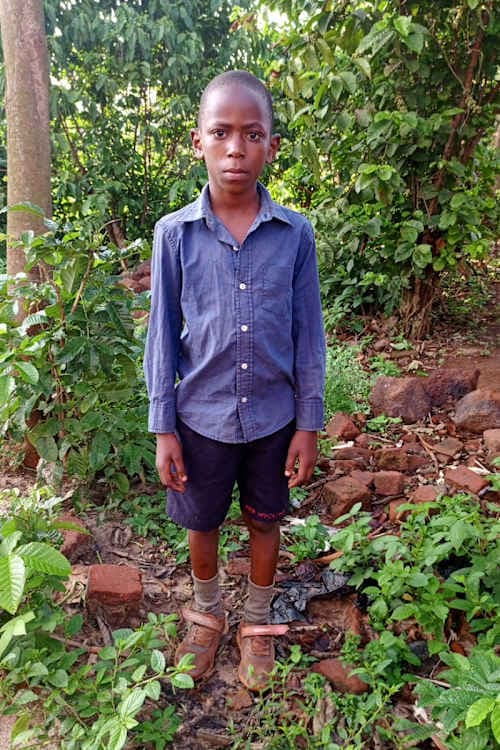 An unsponsored boy named Wiclif from Uganda who lives in an AIDS-affected area, is vulnerable to exploitation and has waited 598 days for a sponsor.