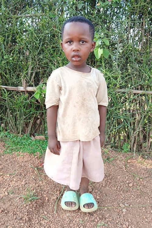 An unsponsored girl named Uwase from Rwanda who lives in an AIDS-affected area, is vulnerable to exploitation and has waited 433 days for a sponsor.