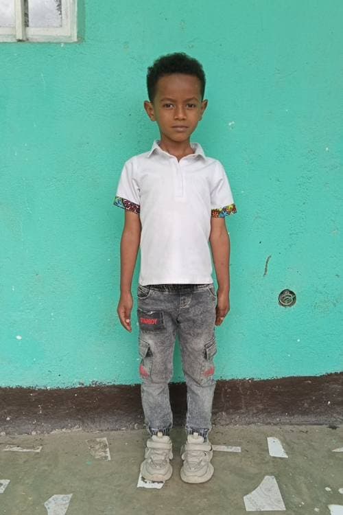 An unsponsored boy named Wabi from Ethiopia who lives in an AIDS-affected area, is vulnerable to exploitation and has waited 507 days for a sponsor.