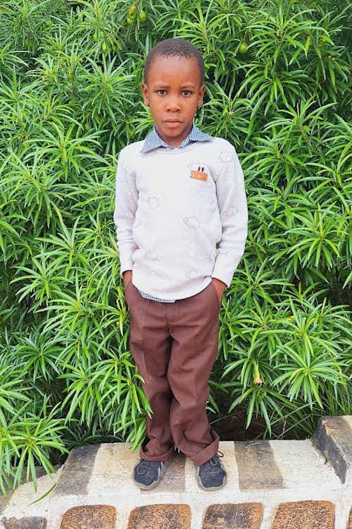 An unsponsored boy named Daud from Tanzania who lives in an AIDS-affected area, is vulnerable to exploitation and has waited 455 days for a sponsor.