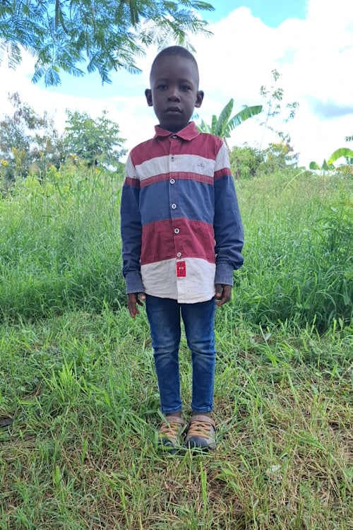 An unsponsored boy named Abdallah from Tanzania who lives in an AIDS-affected area, is vulnerable to exploitation and has waited 491 days for a sponsor.