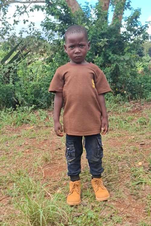 An unsponsored boy named Saidi from Tanzania who lives in an AIDS-affected area, is vulnerable to exploitation and has waited 452 days for a sponsor.