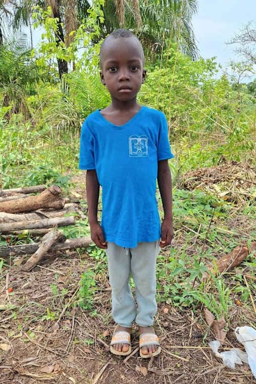 An unsponsored boy named Ceraphin from Togo who lives in an AIDS-affected area, is vulnerable to exploitation and has waited 448 days for a sponsor.