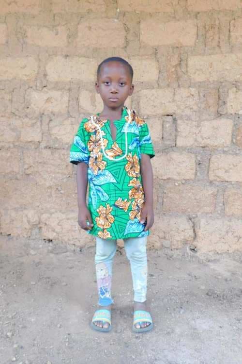 An unsponsored boy named Ive from Togo who lives in an AIDS-affected area, is vulnerable to exploitation and has waited 448 days for a sponsor.