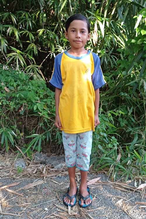 An unsponsored girl named Tasya from Indonesia who has waited 399 days for a sponsor.
