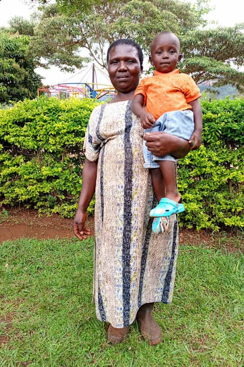 An unsponsored boy named Titus from Uganda who lives in an AIDS-affected area, is vulnerable to exploitation and has waited 542 days for a sponsor.