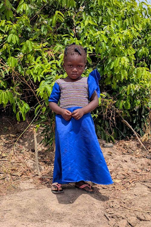 An unsponsored girl named Schiphra from Burkina Faso who lives in an AIDS-affected area, is vulnerable to exploitation and has waited 469 days for a sponsor.