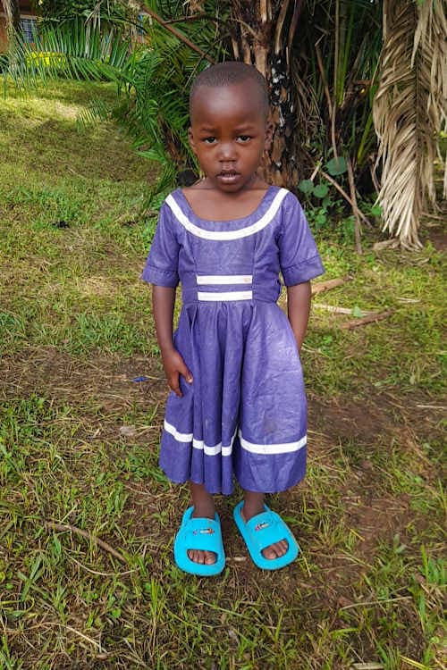 An unsponsored girl named Teta from Rwanda who lives in an AIDS-affected area, is vulnerable to exploitation and has waited 395 days for a sponsor.