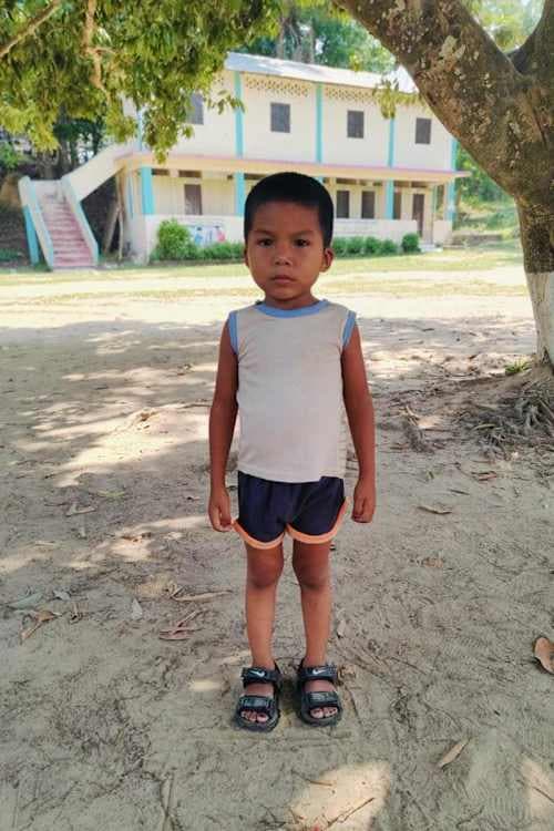 An unsponsored boy named Shimul from Bangladesh who is vulnerable to exploitation and has waited 377 days for a sponsor.
