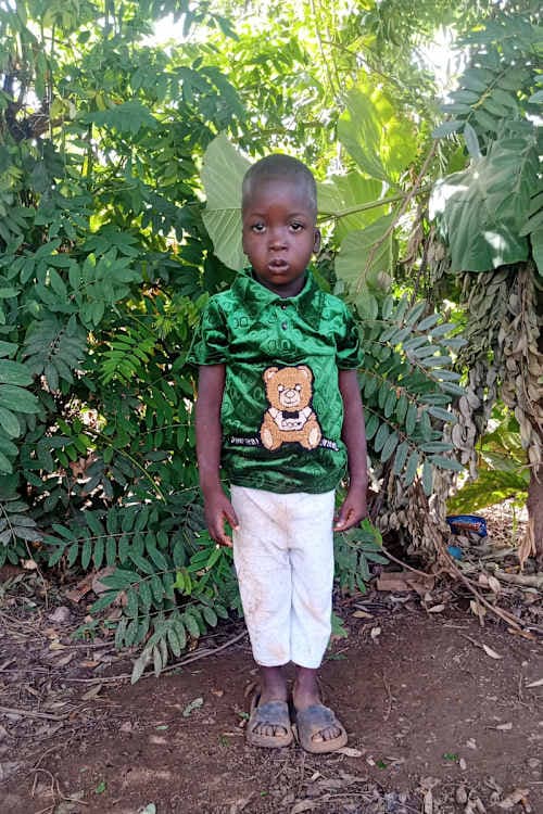 An unsponsored boy named Abdoul-Rachid from Burkina Faso who lives in an AIDS-affected area, is vulnerable to exploitation and has waited 427 days for a sponsor.