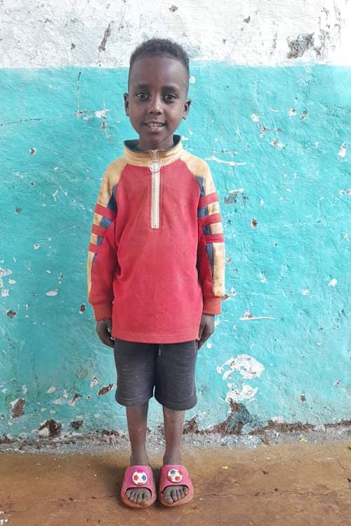An unsponsored boy named Mekuanint from Ethiopia who lives in an AIDS-affected area, is vulnerable to exploitation and has waited 428 days for a sponsor.