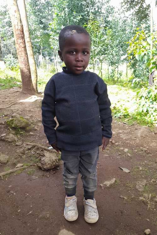 An unsponsored boy named Gato from Rwanda who lives in an AIDS-affected area, is vulnerable to exploitation and has waited 410 days for a sponsor.
