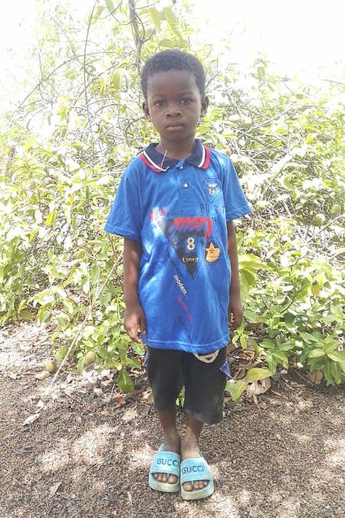 An unsponsored boy named Gedeon from Burkina Faso who lives in an AIDS-affected area, is vulnerable to exploitation and has waited 467 days for a sponsor.