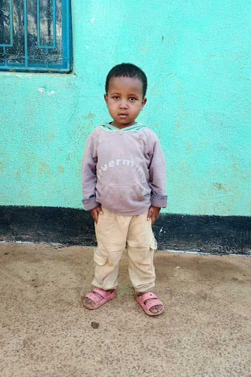 An unsponsored boy named Dagim from Ethiopia who lives in an AIDS-affected area, is vulnerable to exploitation and has waited 379 days for a sponsor.