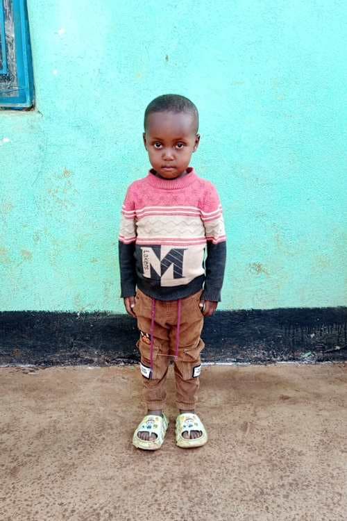 An unsponsored boy named Duresa from Ethiopia who lives in an AIDS-affected area, is vulnerable to exploitation and has waited 379 days for a sponsor.