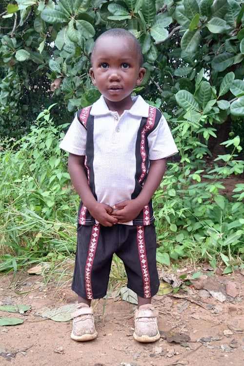 An unsponsored boy named Fanueli from Tanzania who lives in an AIDS-affected area, is vulnerable to exploitation and has waited 457 days for a sponsor.