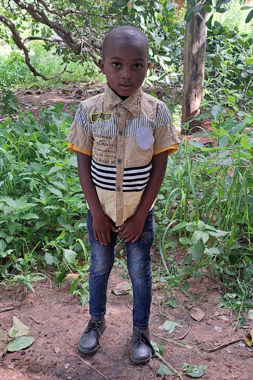 An unsponsored boy named Abubakari from Tanzania who lives in an AIDS-affected area, is vulnerable to exploitation and has waited 398 days for a sponsor.