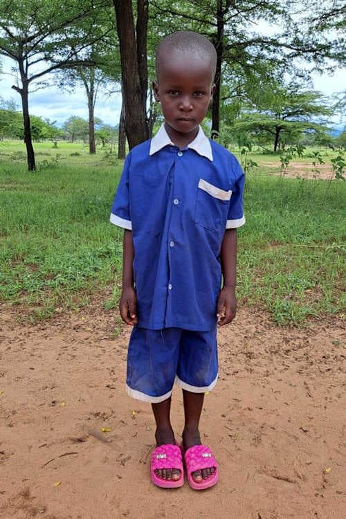 An unsponsored boy named Isaya from Tanzania who lives in an AIDS-affected area, is vulnerable to exploitation and has waited 450 days for a sponsor.