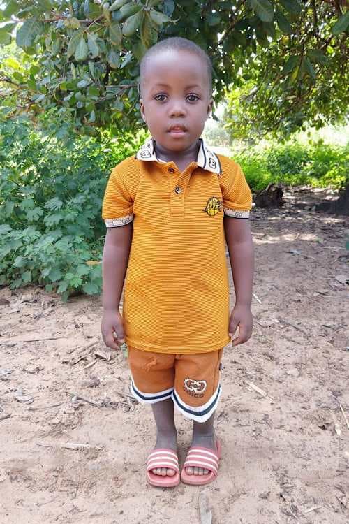 An unsponsored boy named Samiri from Tanzania who lives in an AIDS-affected area, is vulnerable to exploitation and has waited 397 days for a sponsor.