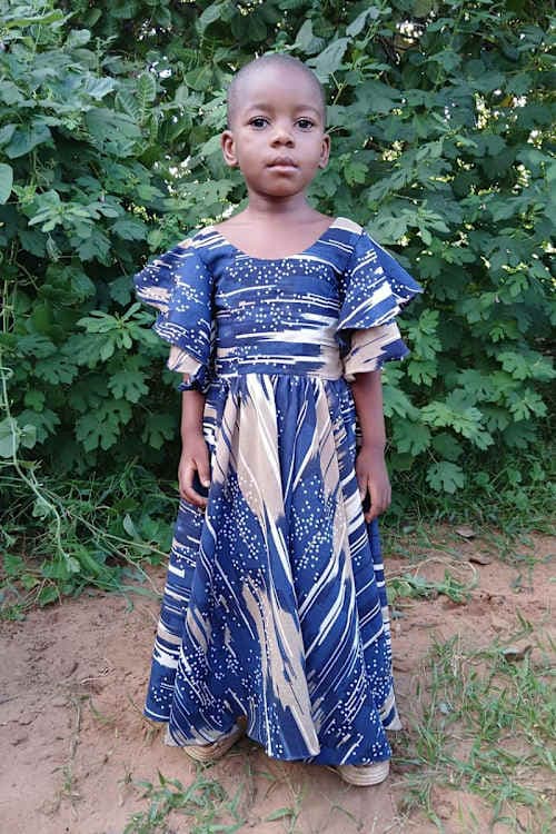 An unsponsored girl named Elizabeth from Tanzania who lives in an AIDS-affected area, is vulnerable to exploitation and has waited 397 days for a sponsor.