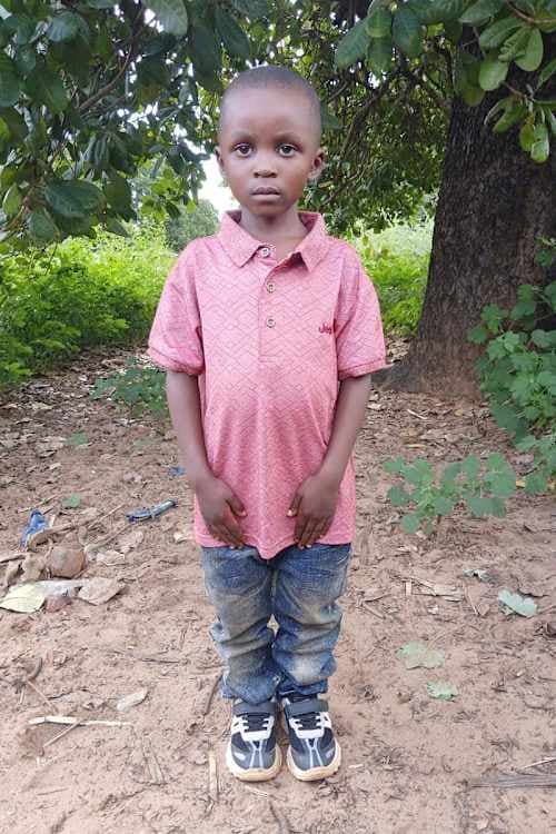 An unsponsored boy named Abdurazack from Tanzania who lives in an AIDS-affected area, is vulnerable to exploitation and has waited 404 days for a sponsor.