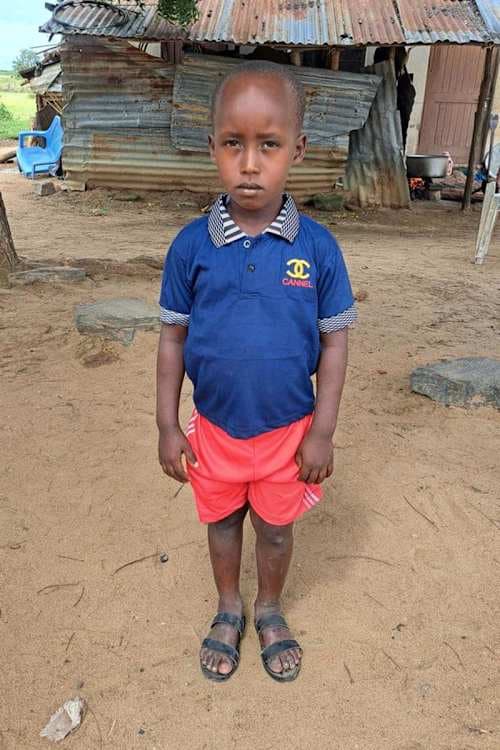 An unsponsored boy named Zakayo from Tanzania who lives in an AIDS-affected area, is vulnerable to exploitation and has waited 385 days for a sponsor.
