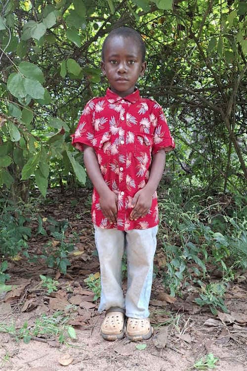 An unsponsored boy named Shaban from Tanzania who lives in an AIDS-affected area, is vulnerable to exploitation and has waited 416 days for a sponsor.