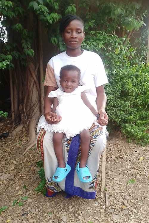 An unsponsored girl named Naomie from Burkina Faso who lives in an AIDS-affected area, is vulnerable to exploitation and has waited 468 days for a sponsor.