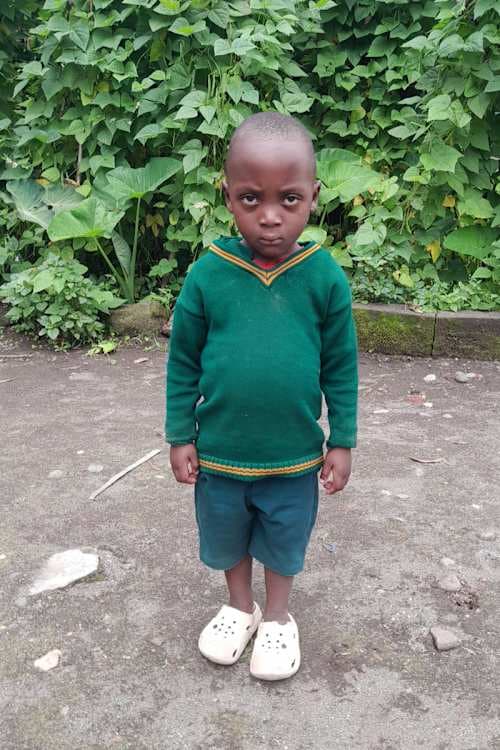 An unsponsored boy named Nelson from Rwanda who lives in an AIDS-affected area, is vulnerable to exploitation and has waited 454 days for a sponsor.