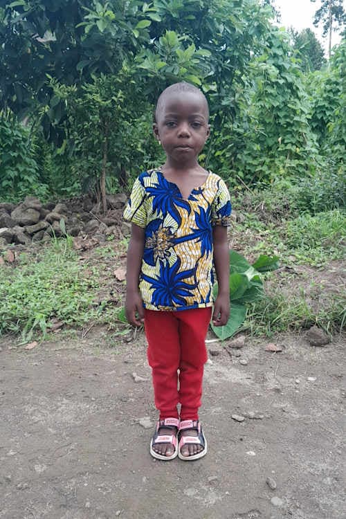 An unsponsored boy named Steven from Rwanda who lives in an AIDS-affected area, is vulnerable to exploitation and has waited 446 days for a sponsor.