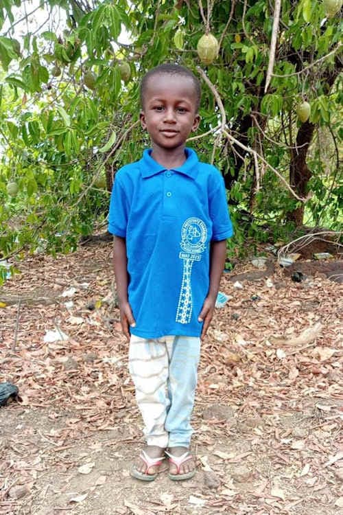 An unsponsored boy named Serge from Burkina Faso who lives in an AIDS-affected area, is vulnerable to exploitation and has waited 453 days for a sponsor.