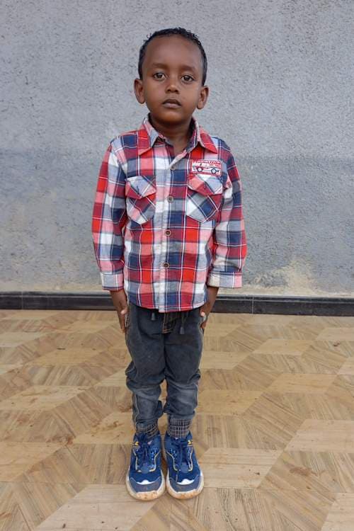 An unsponsored boy named Bona from Ethiopia who lives in an AIDS-affected area, is vulnerable to exploitation and has waited 381 days for a sponsor.