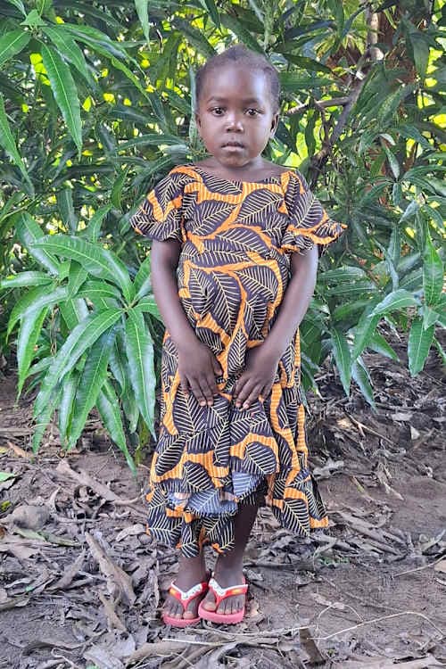 An unsponsored girl named Melisa from Tanzania who lives in an AIDS-affected area, is vulnerable to exploitation and has waited 371 days for a sponsor.