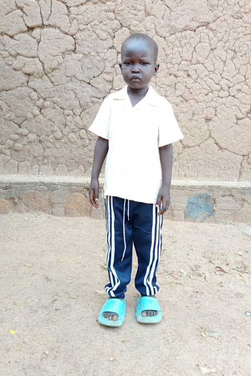 An unsponsored boy named Solomon from Ethiopia who lives in an AIDS-affected area, is vulnerable to exploitation and has waited 407 days for a sponsor.