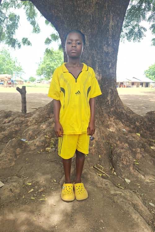 An unsponsored girl named Peace from Ghana who lives in an AIDS-affected area and has waited 348 days for a sponsor.