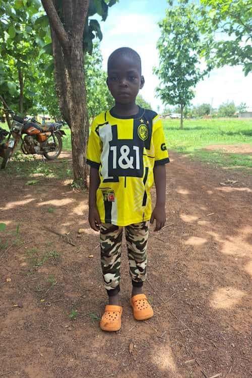 An unsponsored girl named Upobidan from Ghana who lives in an AIDS-affected area and has waited 426 days for a sponsor.