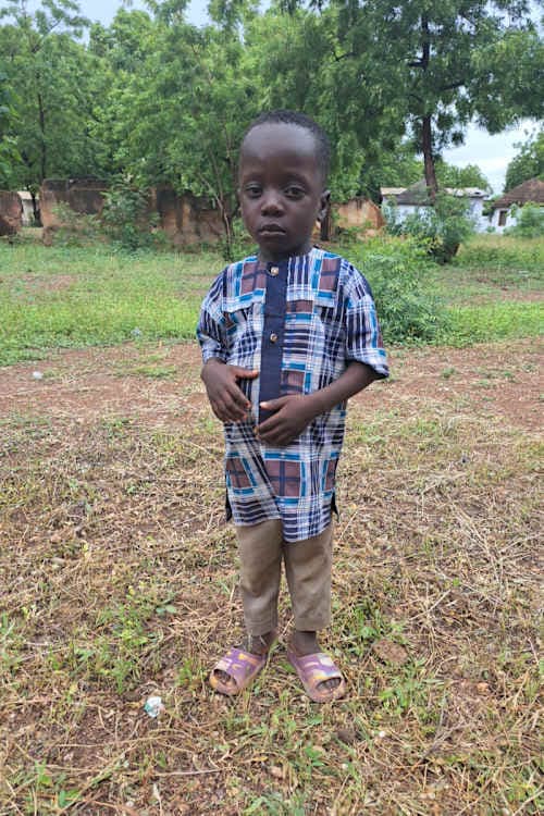 An unsponsored boy named Limantir from Ghana who lives in an AIDS-affected area and has waited 336 days for a sponsor.
