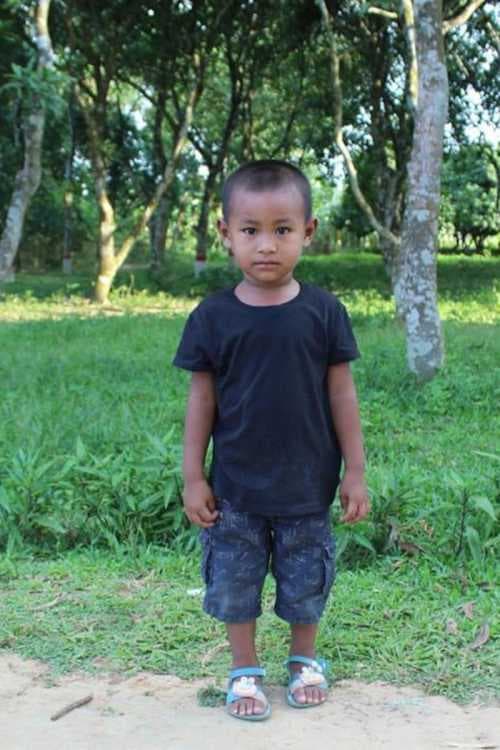 An unsponsored boy named Nirob from Bangladesh who is vulnerable to exploitation and has waited 437 days for a sponsor.